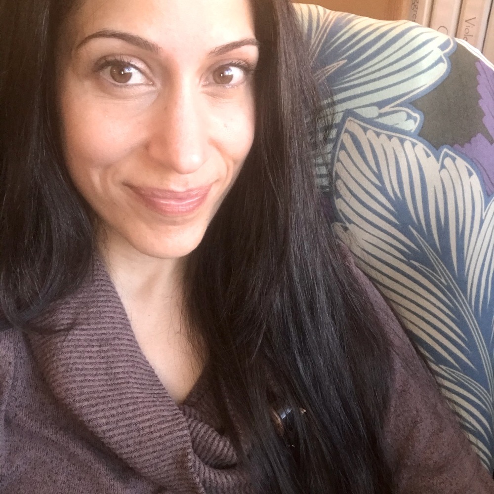 Meet your Posher, Monica